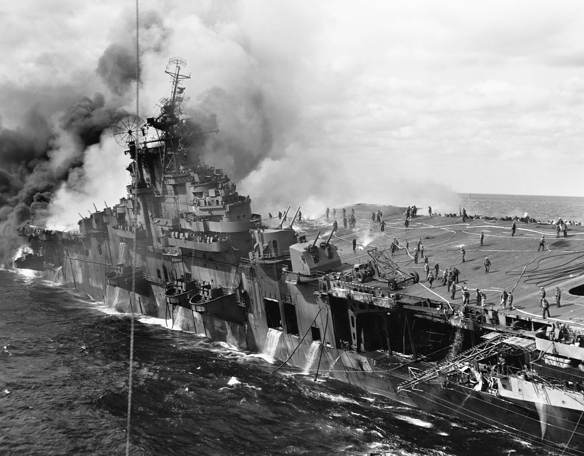 英国在马岛战争中的海空封锁：削弱阿根廷的关键战略