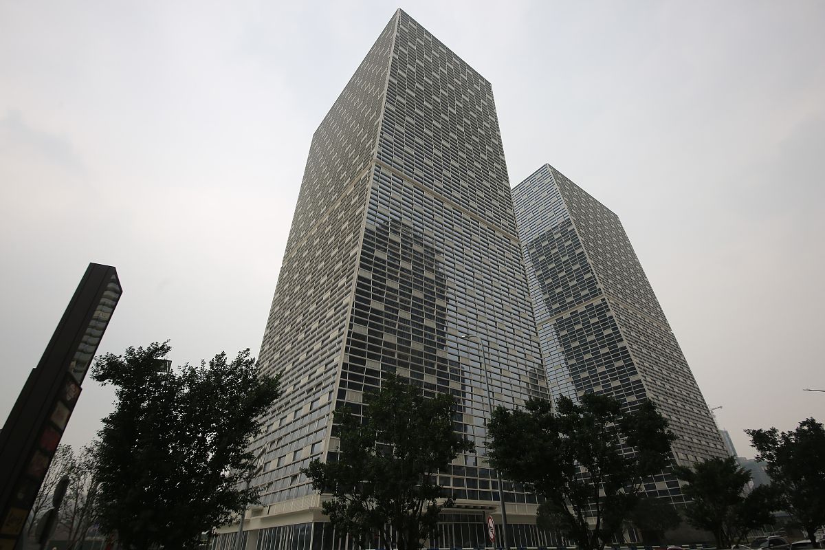 重庆渝北职业教育中心国际航空服务专业要经常出国吗