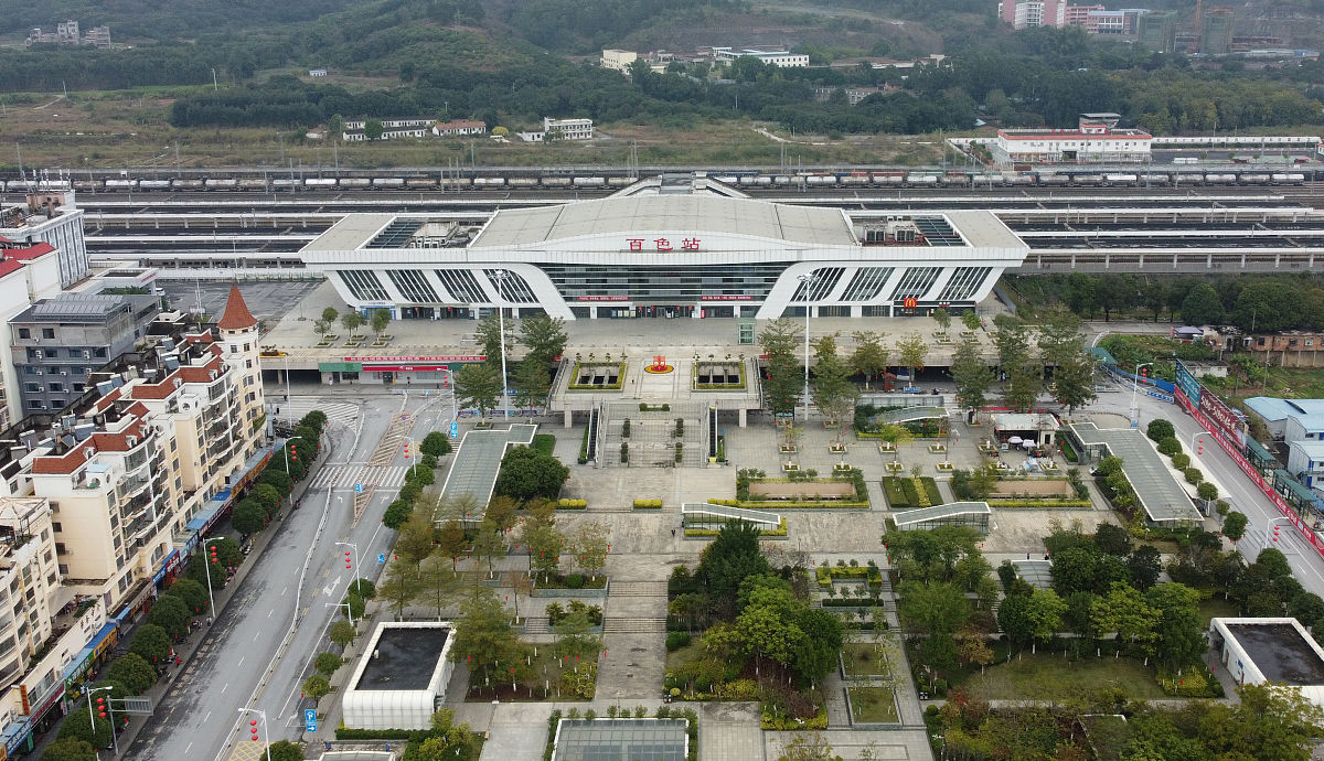 右江民族医学院2022年招生要求
