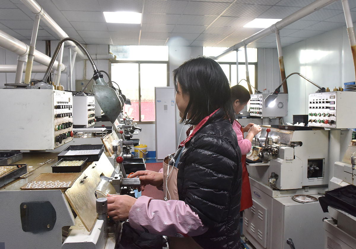 贵州开设模具设计与制造专业的中专中职学校有哪些好不好