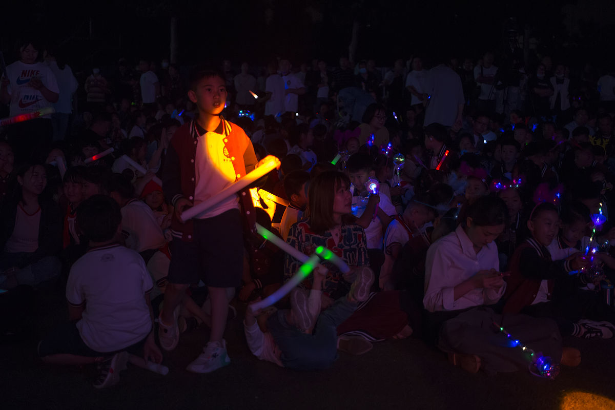 2021年5月31日,山东滨州莲华学园在"六一"节前夕举办了别开生面的首届