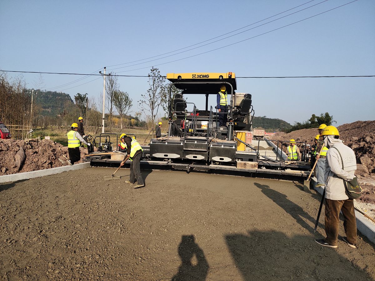 路基工程安全措施与质量控制：确保道路建设安全可靠