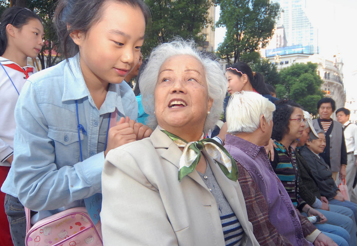 90岁的人生：总结过去，服务社会，成就梦想