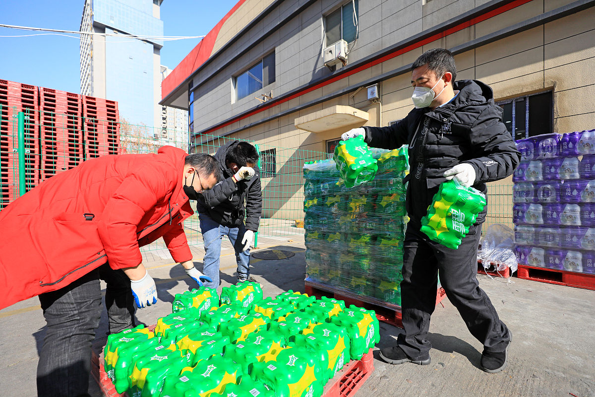 2022年1月11日,西安凤城二路一保供企业,疫情暴发以来,该企业成立了社