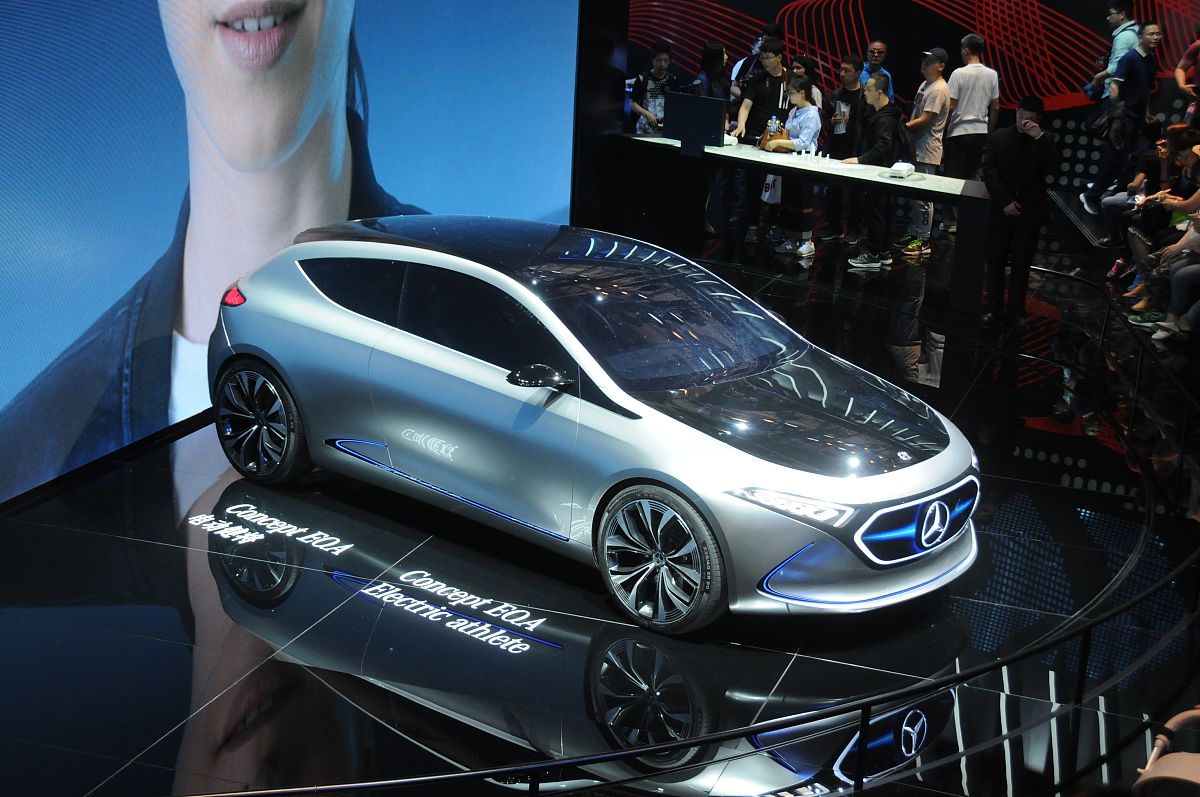 简述汽车轴距长短对汽车性能的影响以及它的选择原则。