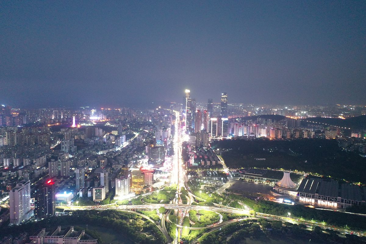 南宁2022年男生上什么卫校好