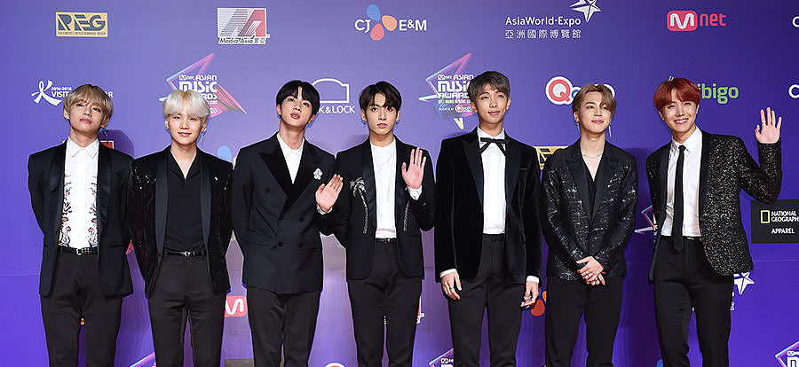 偶像团体CP是什么意思？- 深度解析粉丝文化中的CP现象