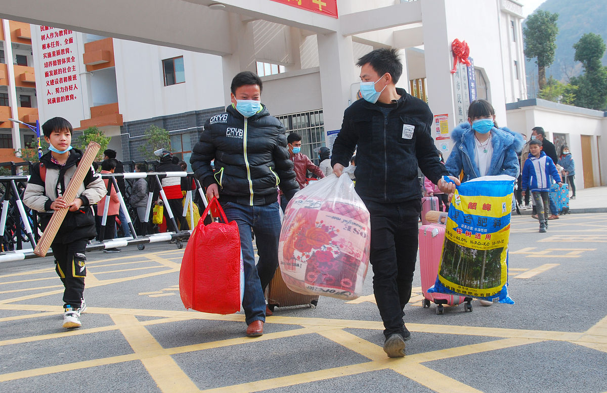 贺州技工学校2021年招生专业：机电、汽车、建筑、化工、计算机等