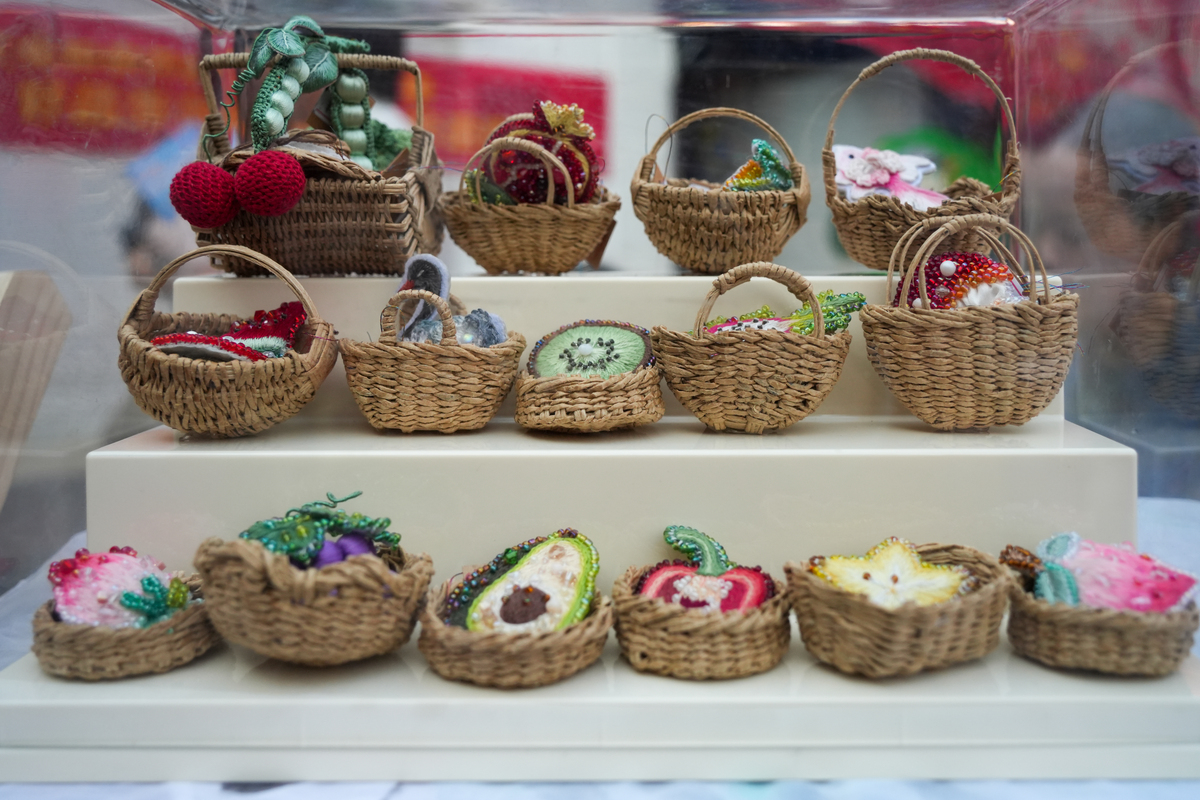 山东精品闪耀服贸会,特色农产品、手工艺品、文创产品吸睛无数 山东精品闪耀服贸会,特色农产品、手工艺品、文创产品吸睛无数