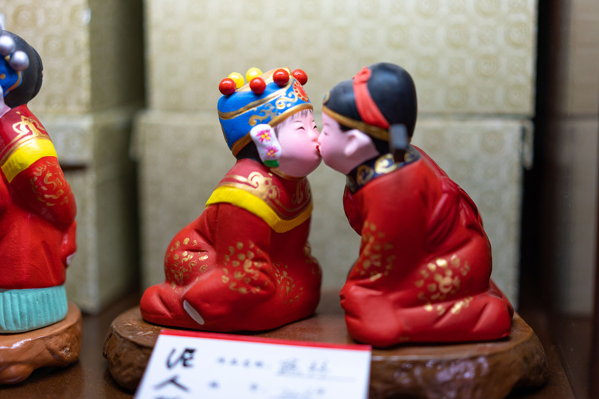 灵前金童玉女：寓意与名称解析