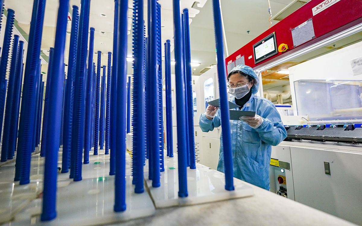 制绒工艺温度对减重低影响