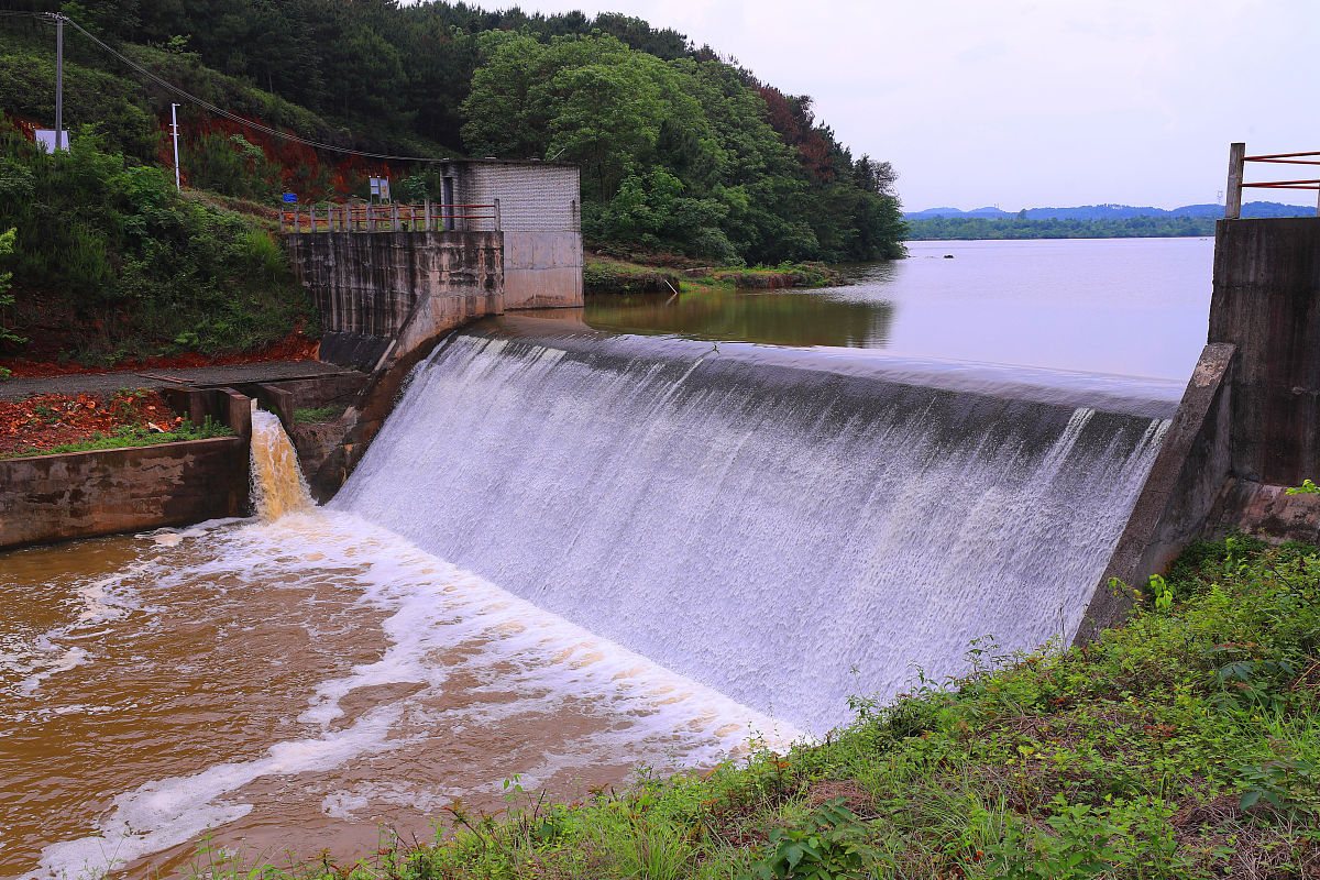 武山职业中等专业学校2021年招生条件：学历、素质、专业要求