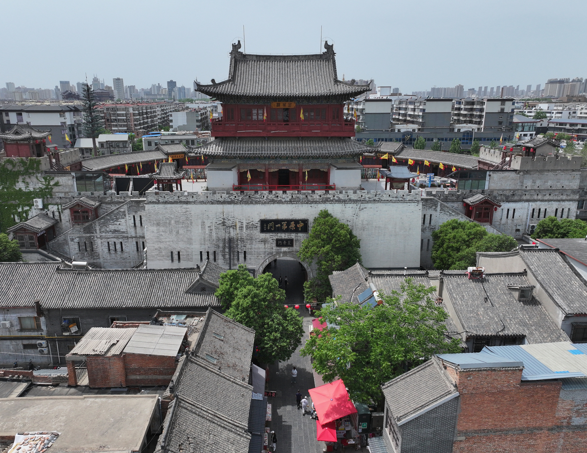 商丘古城景点分布：城墙、城门、古建筑群、古街巷、文化景点