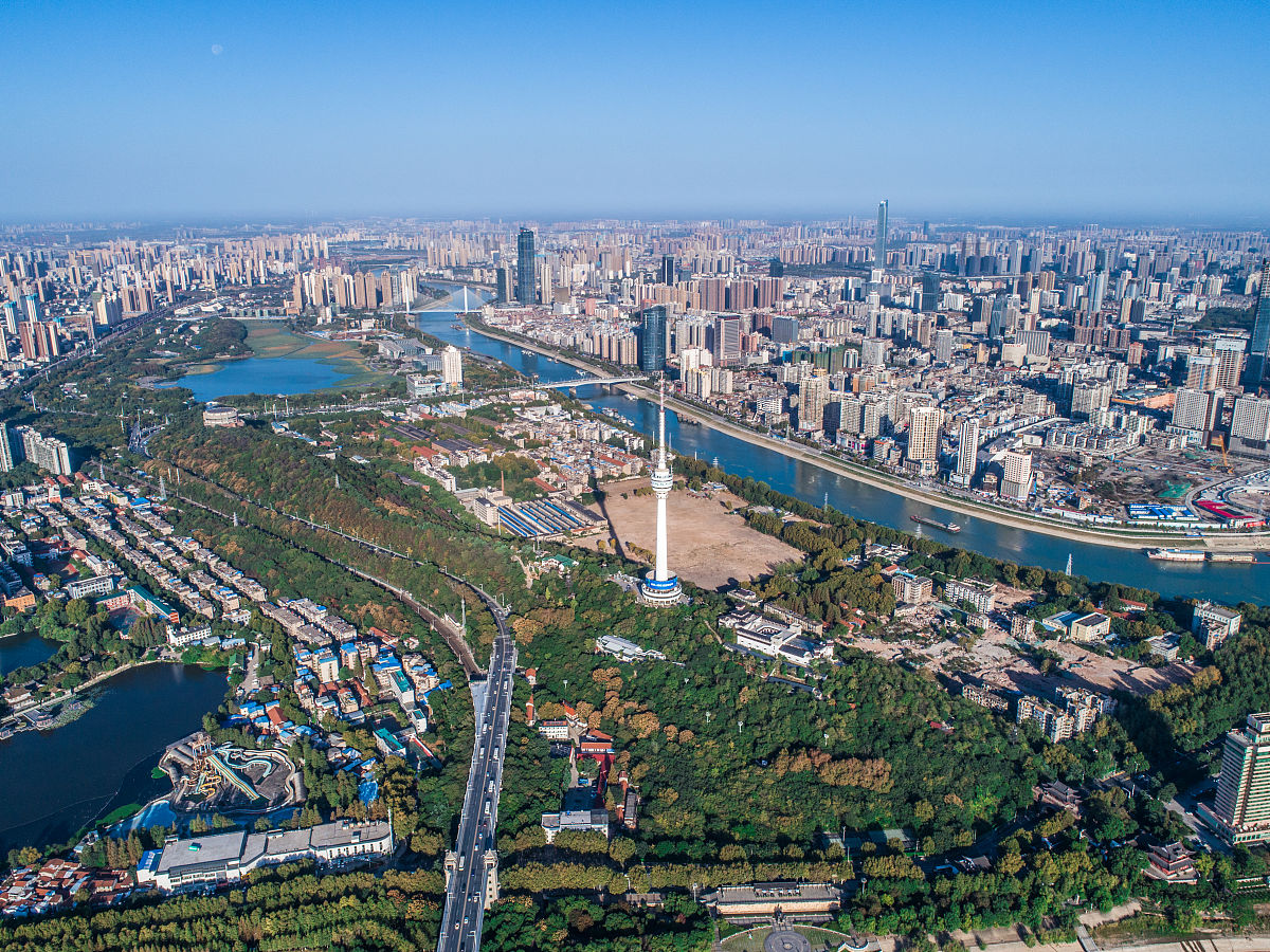 2018年10月27日,航拍武汉市汉口区.