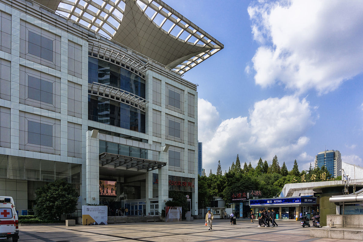 重庆市涪陵区职业教育中心高星级饭店运营与管理专业到底行不行设有哪些课程