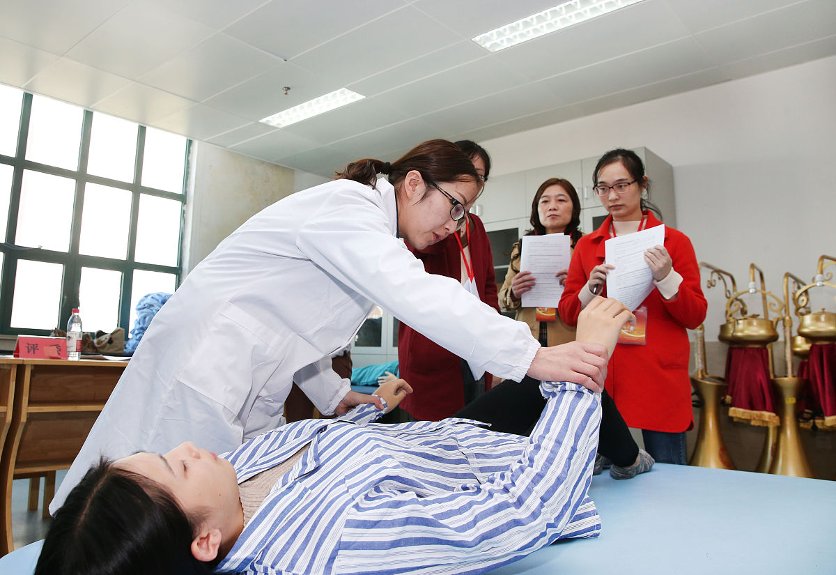 重庆助产专业学校推荐：哪个学校值得选择？