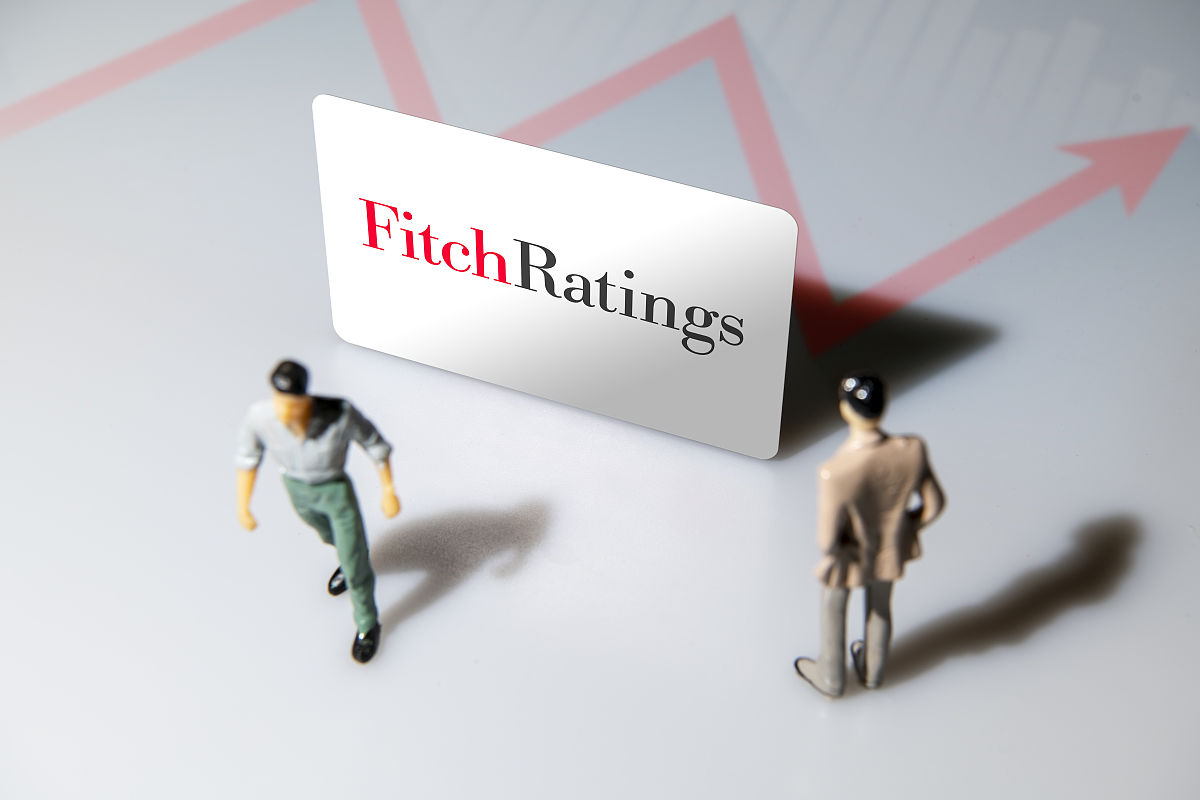 硅谷银行倒闭：不良贷款和管理不善导致的财务危机