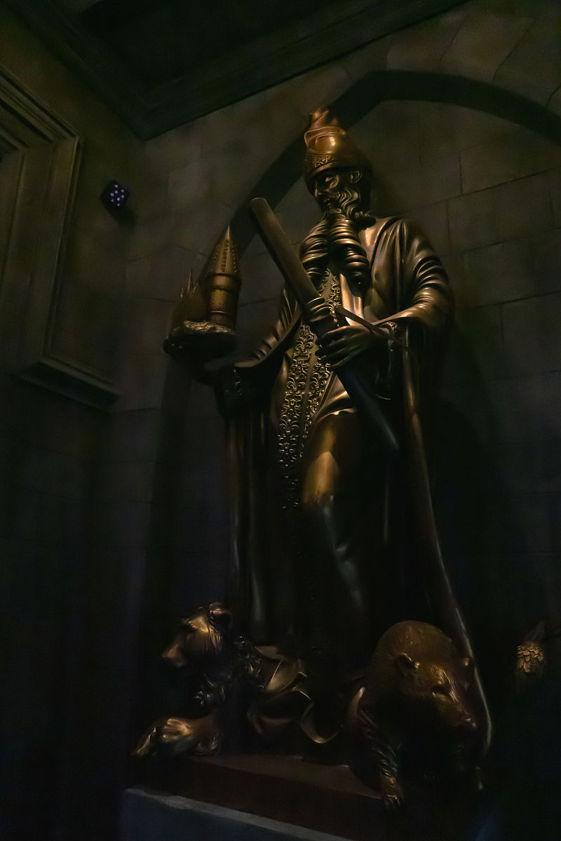 哈利·波特：魔法世界的传奇故事