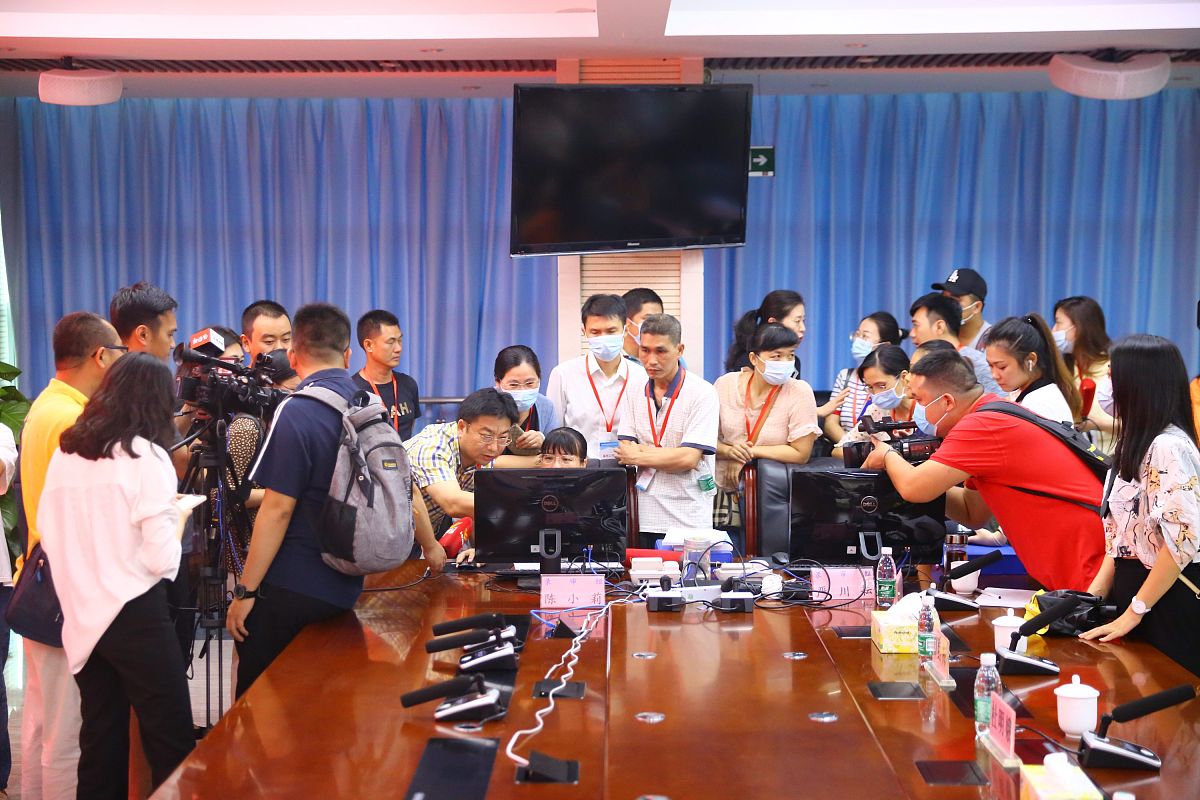 延安大学医学院招生办联系电话：2022年报考指南