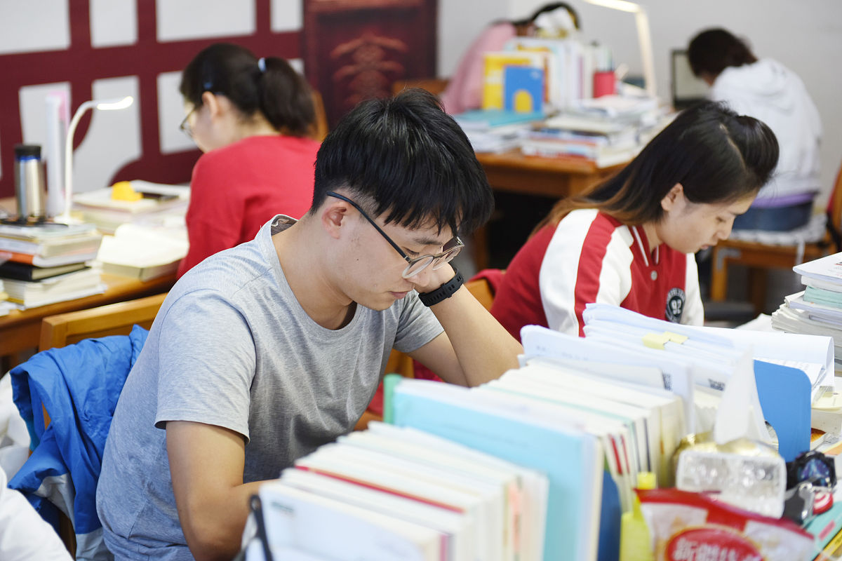 高考前一周：那些被时光雕刻的备考岁月