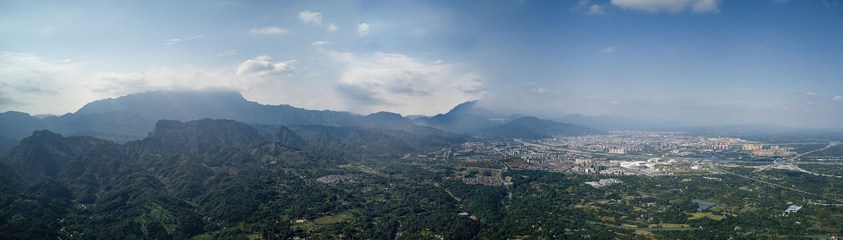 2021年9月21日,成都都江堰,赵公山.(如需下载 请署名 红星新闻 王勤)