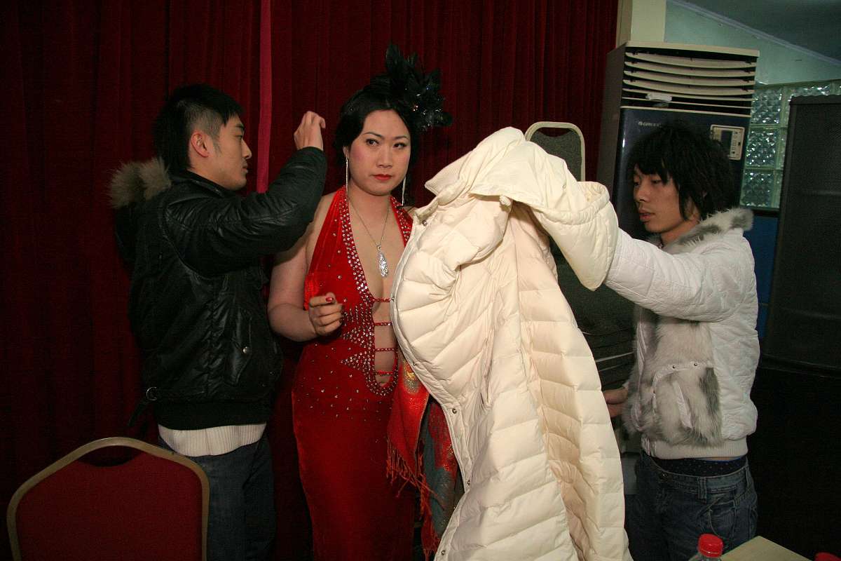 2008年12月26日,杭州,电影《a面b面》热拍.芙蓉姐姐+++_+++a面b面,热
