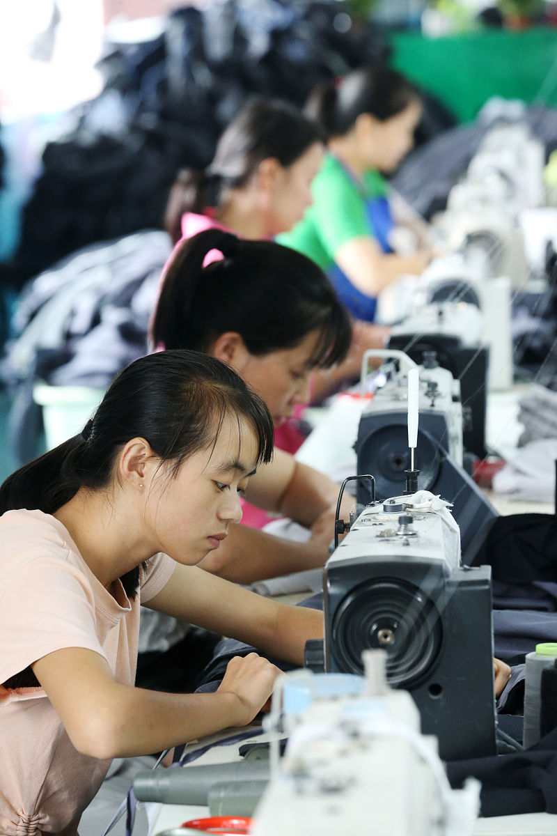 荔波中等职业学校服装制作与生产管理专业招生简章 - 2022
