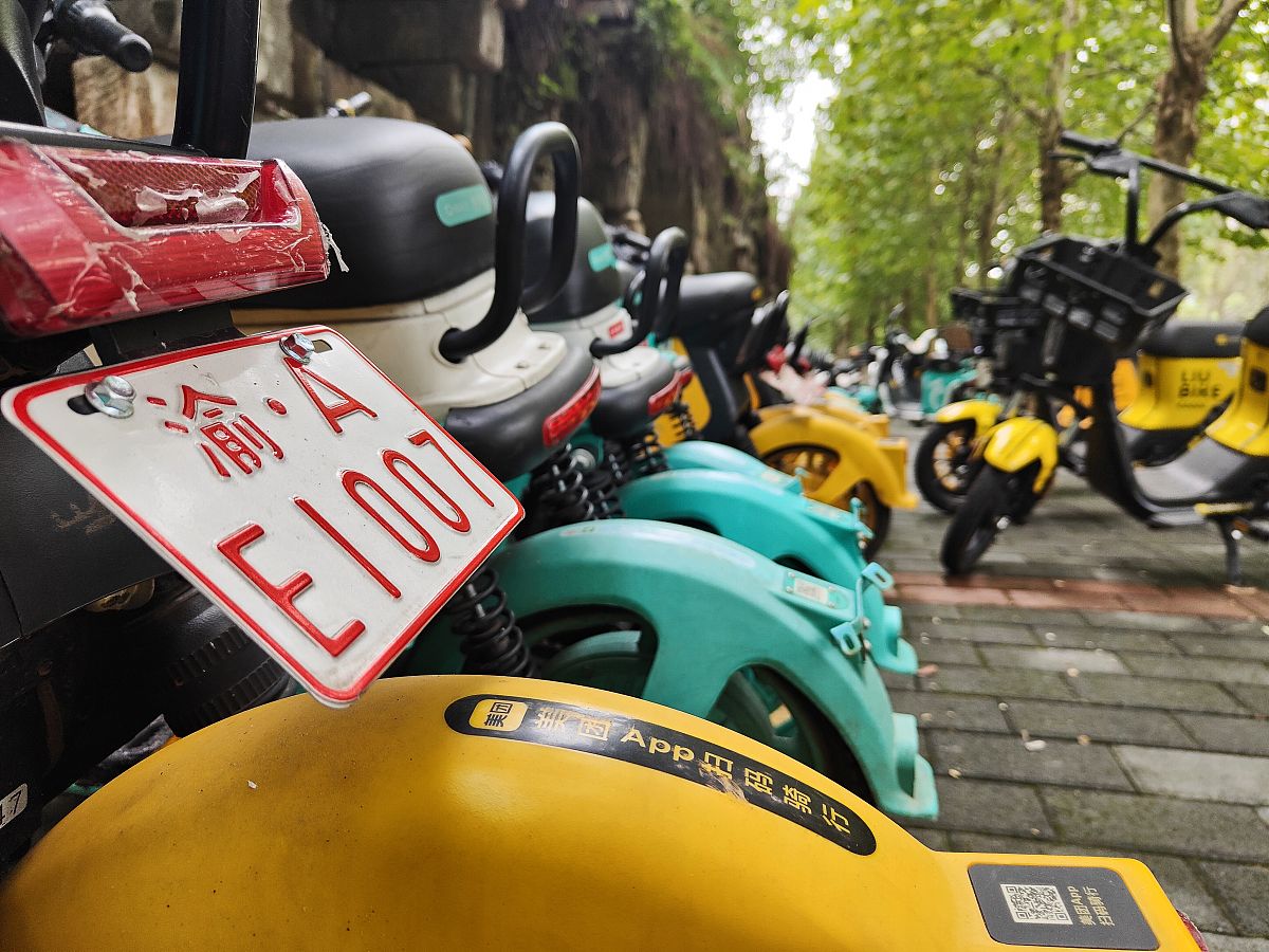 重庆高中没毕业还能读中专吗？入学条件、学校类型及职业发展