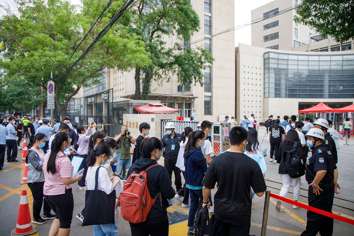 天津中学：历史名校，培养全面发展的优秀人才