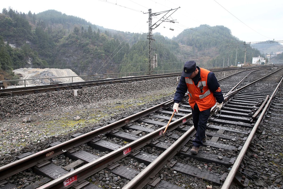 2018年成都铁路运输学校铁道信号自动控制专业技能考试大纲
