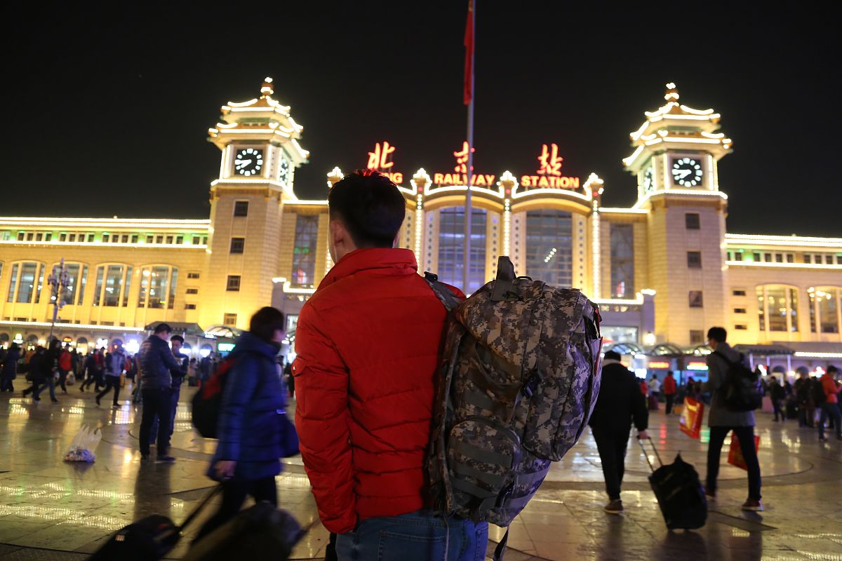  2016年2月6日,北京,北京火车站春运大潮.(如有下载使用,请署名,李三