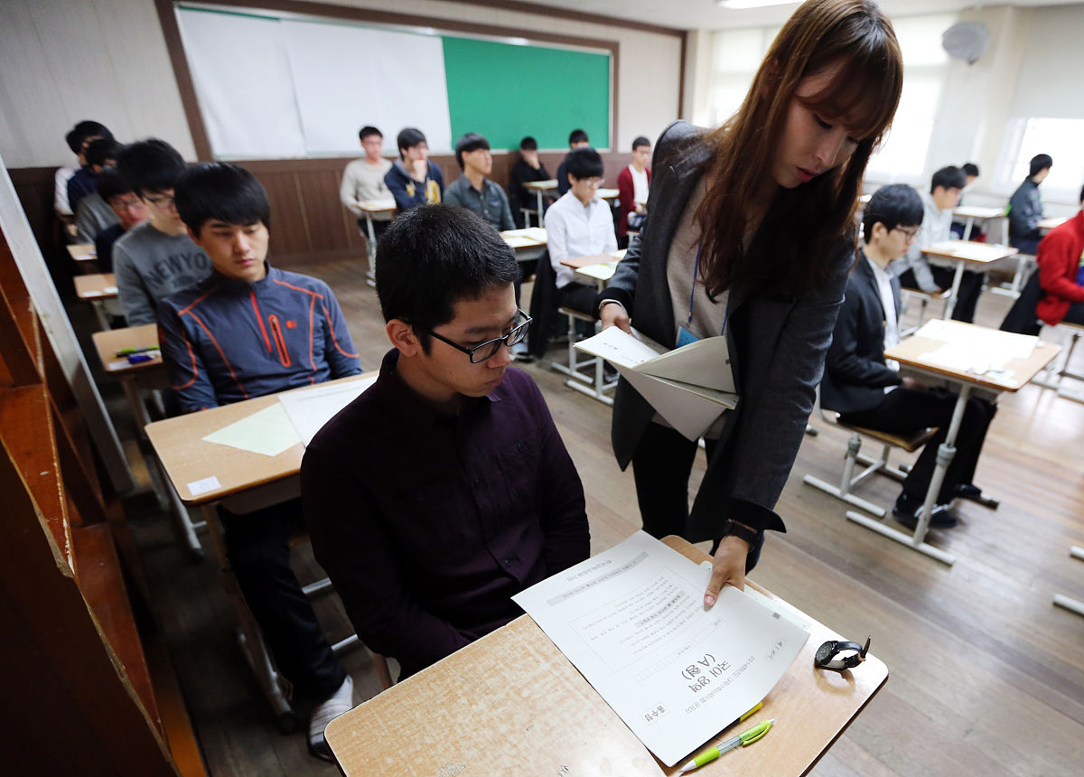 说几个研究生复试是的问题和回答