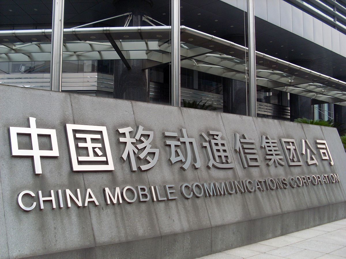 蝶形光缆护套料的壁厚和护套料的厚度