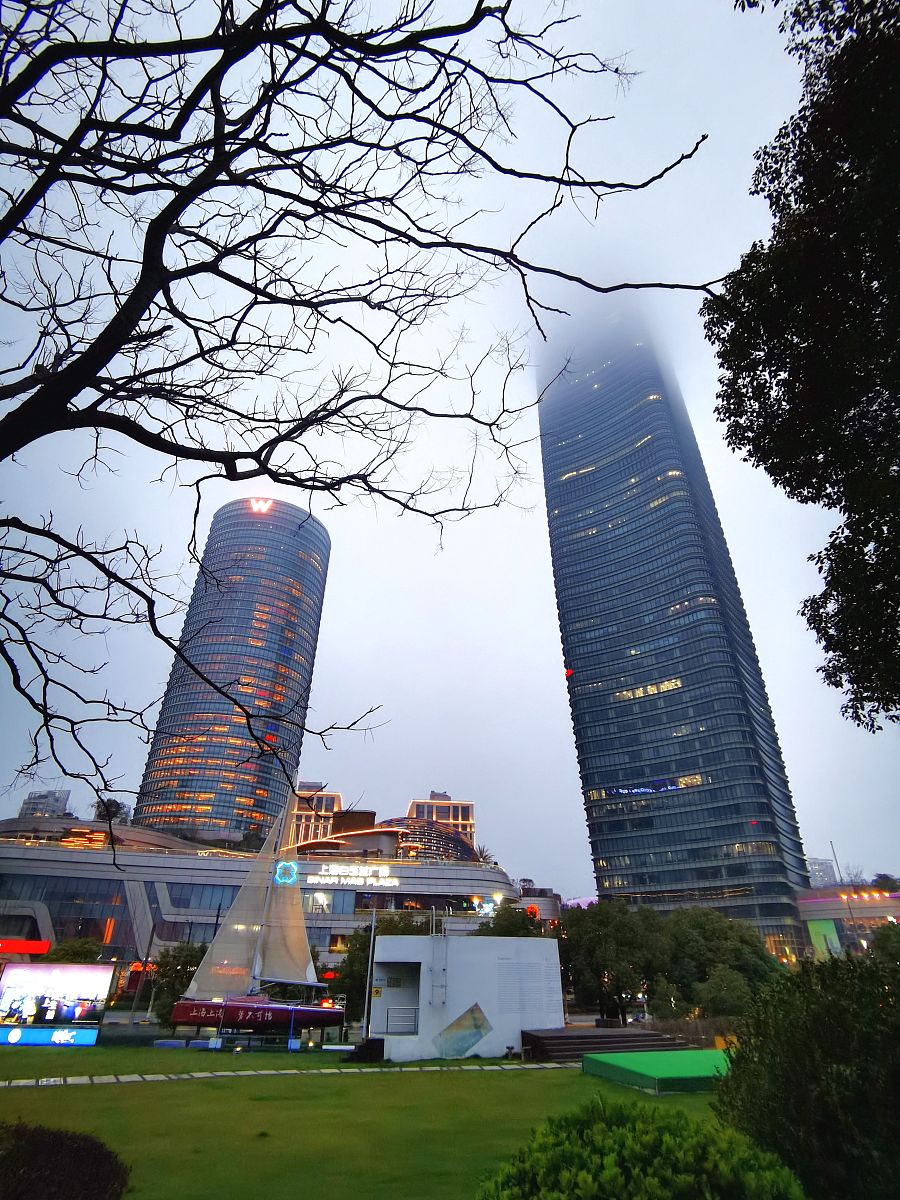 资料:上海街景北外滩新地标——上海白玉兰广场