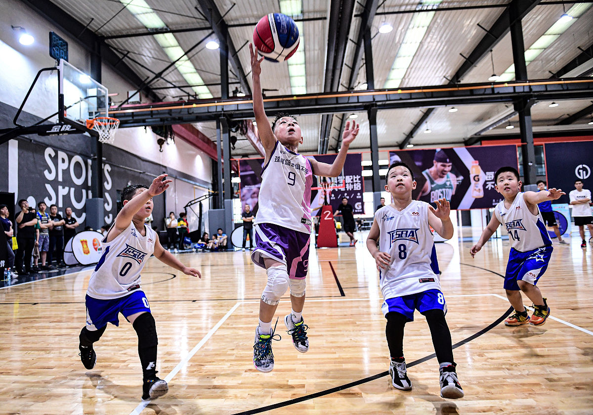 GPT-3.5 Turbo 篮球赛邀您观战！