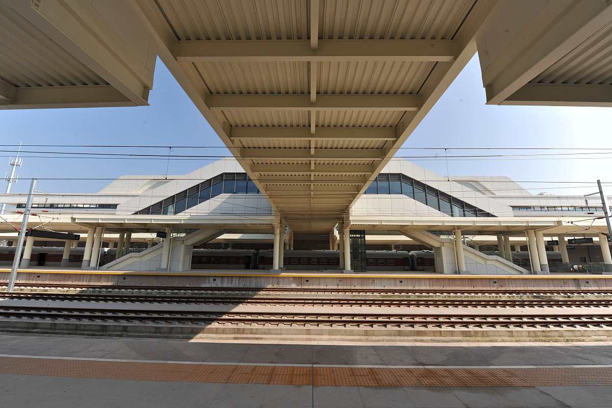 成都初中生读铁道工程技术专业：机遇与挑战