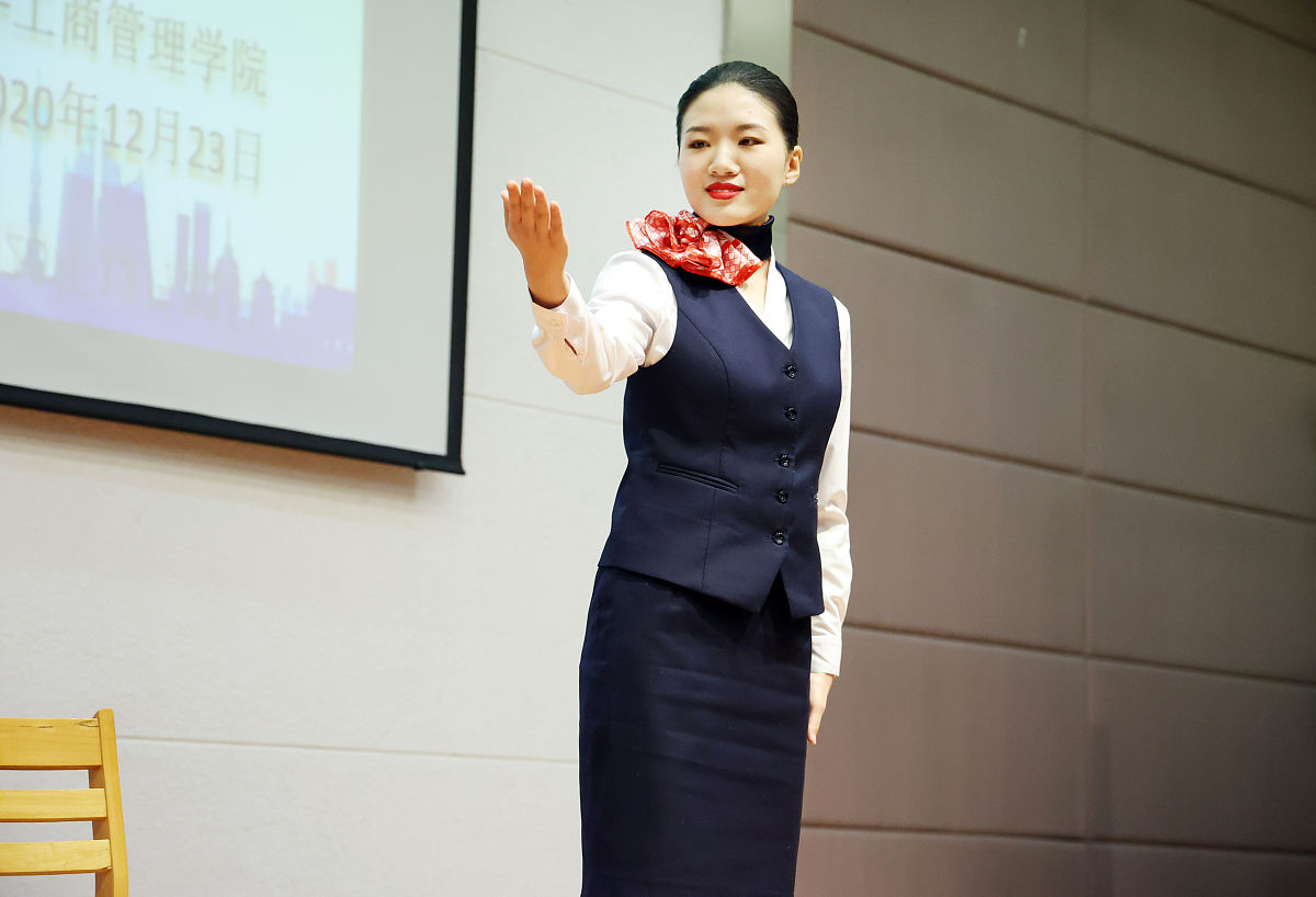 学习空乘专业的资格有哪些