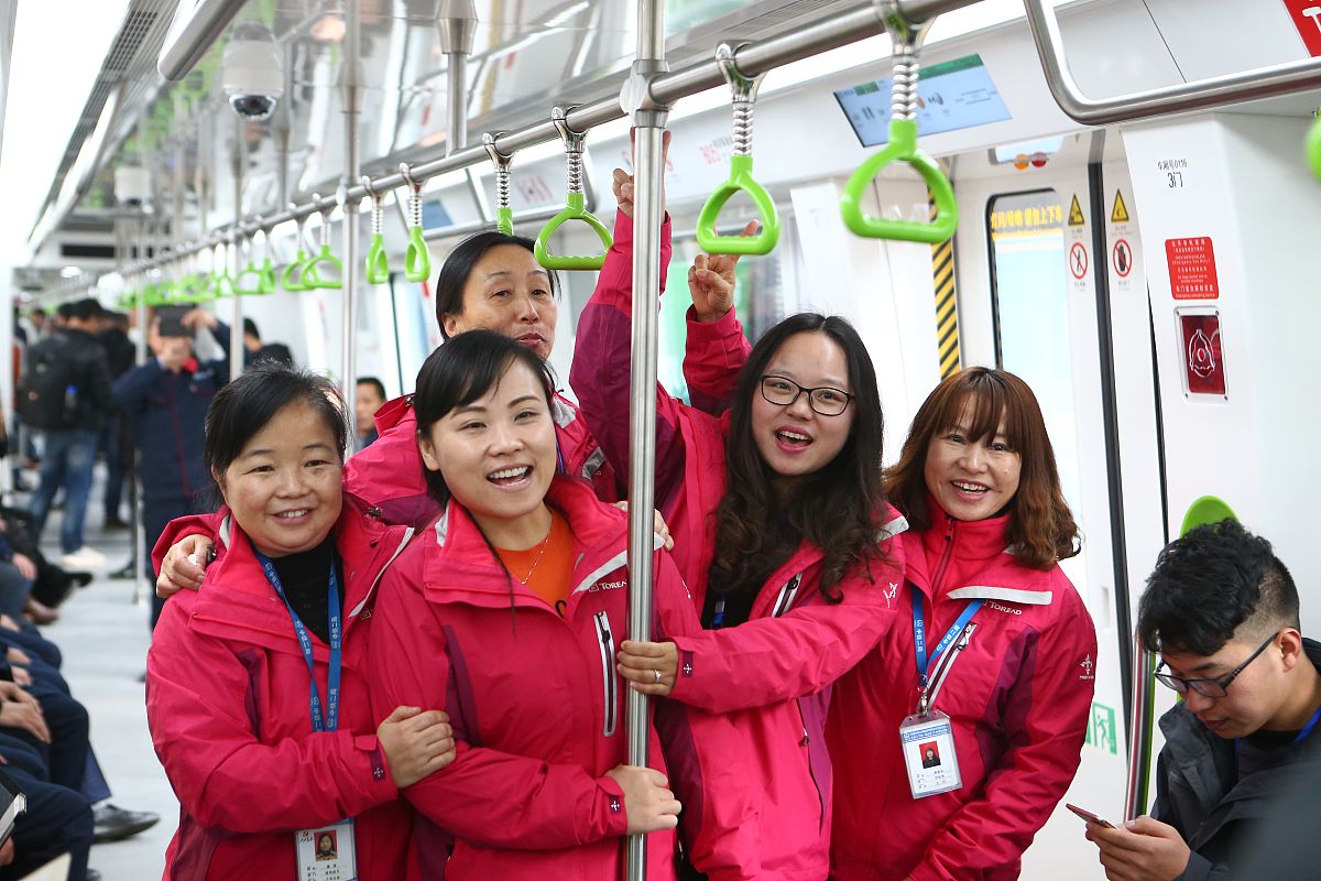 贵阳轻轨学校五年制大专就业前景分析：轨道交通、城市规划、机械制造等多个选择