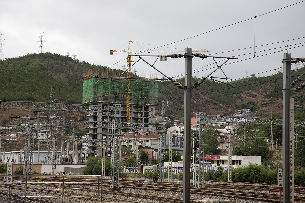 延安市延长县农村电网建设成果与挑战并存