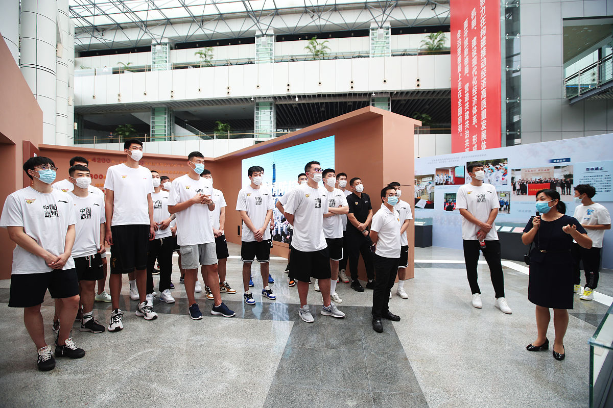 重庆潼南闇公职业高级中学服装设计与工艺专业：特色、课程设置及就业前景