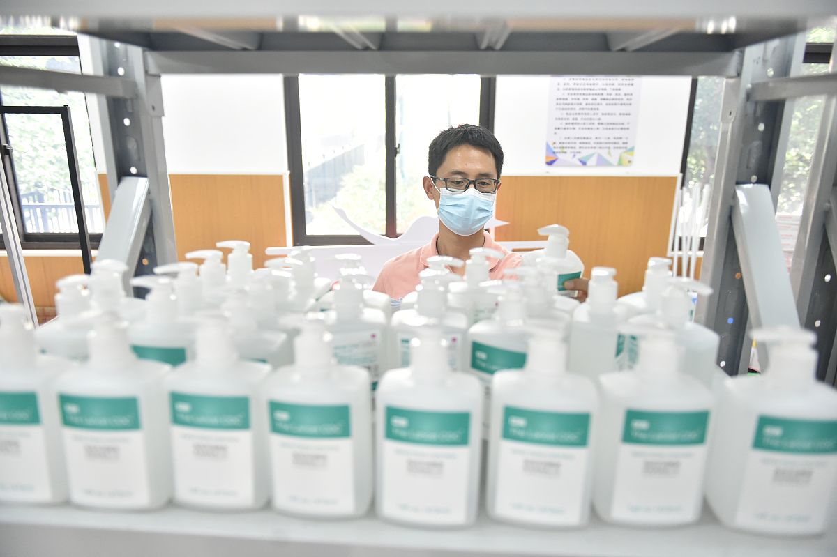 手术结束患者出院或者死亡后应进行终末消毒可采用什么过氧化氢回答加拓展