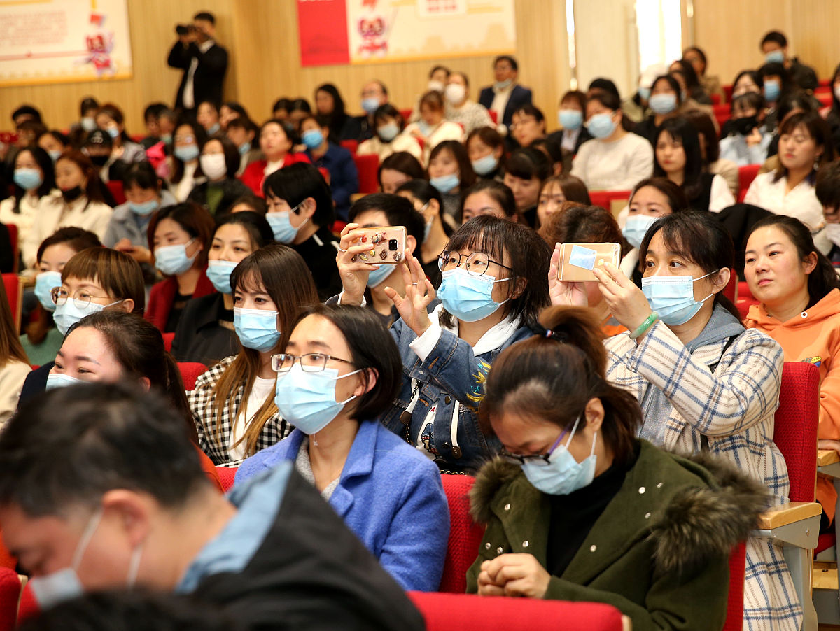 重庆幼师专业就业方向：前景广阔，多种选择