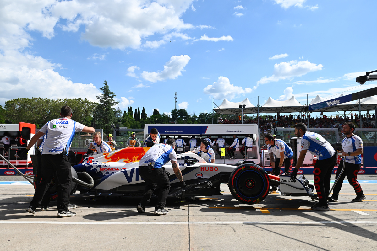 车队解散后重组未来可期的文案