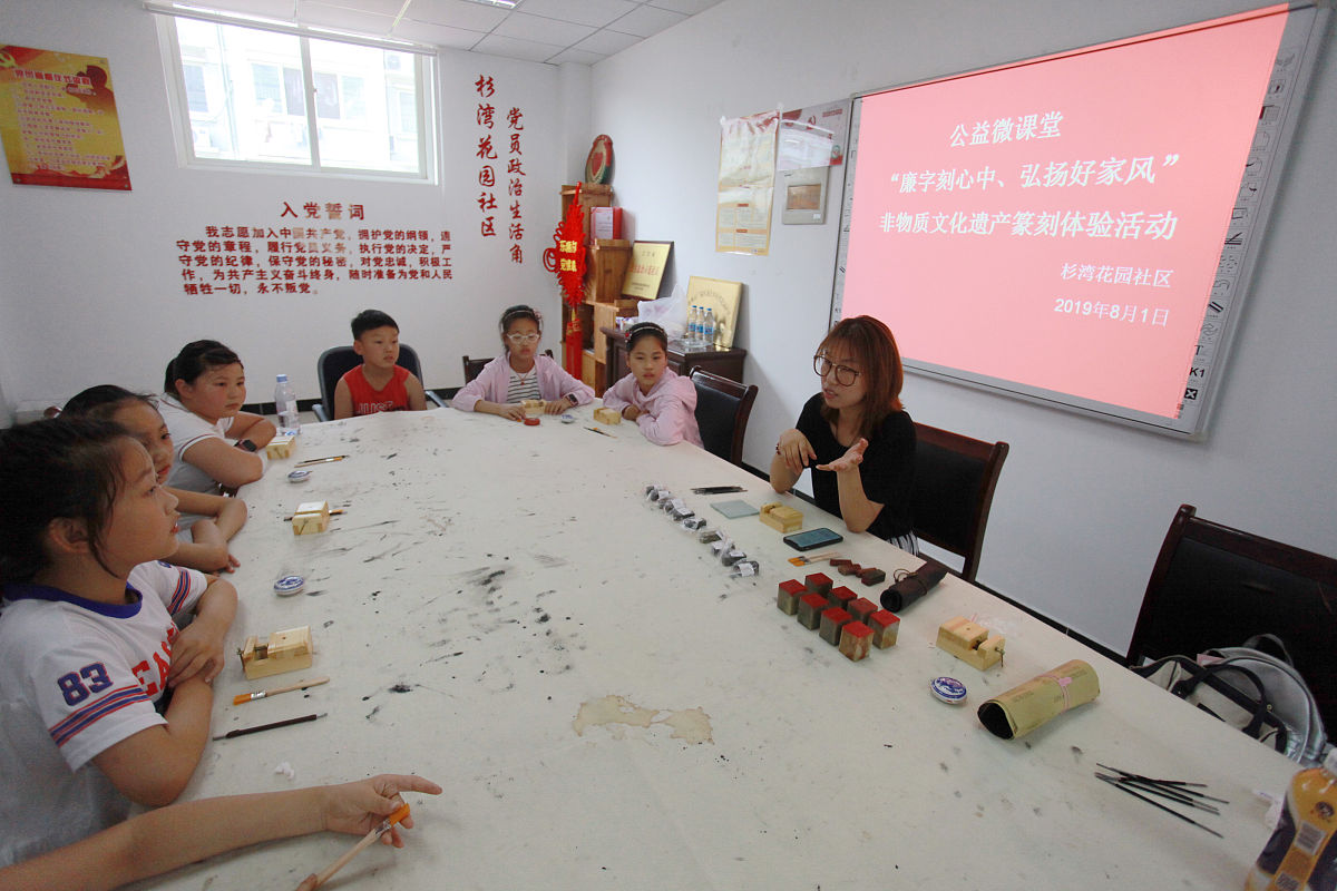 全面发展，追求卓越：大学生奖学金申请个人事迹