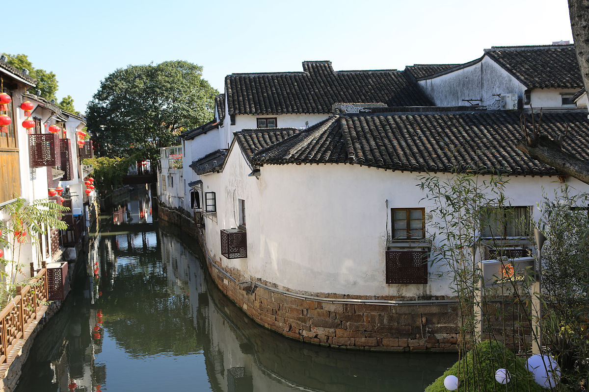 2020年11月12日,苏州山塘老街街景.
