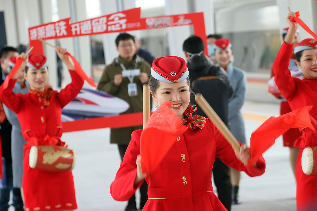 南京2022年读铁路学校一年要多少钱-怎么样