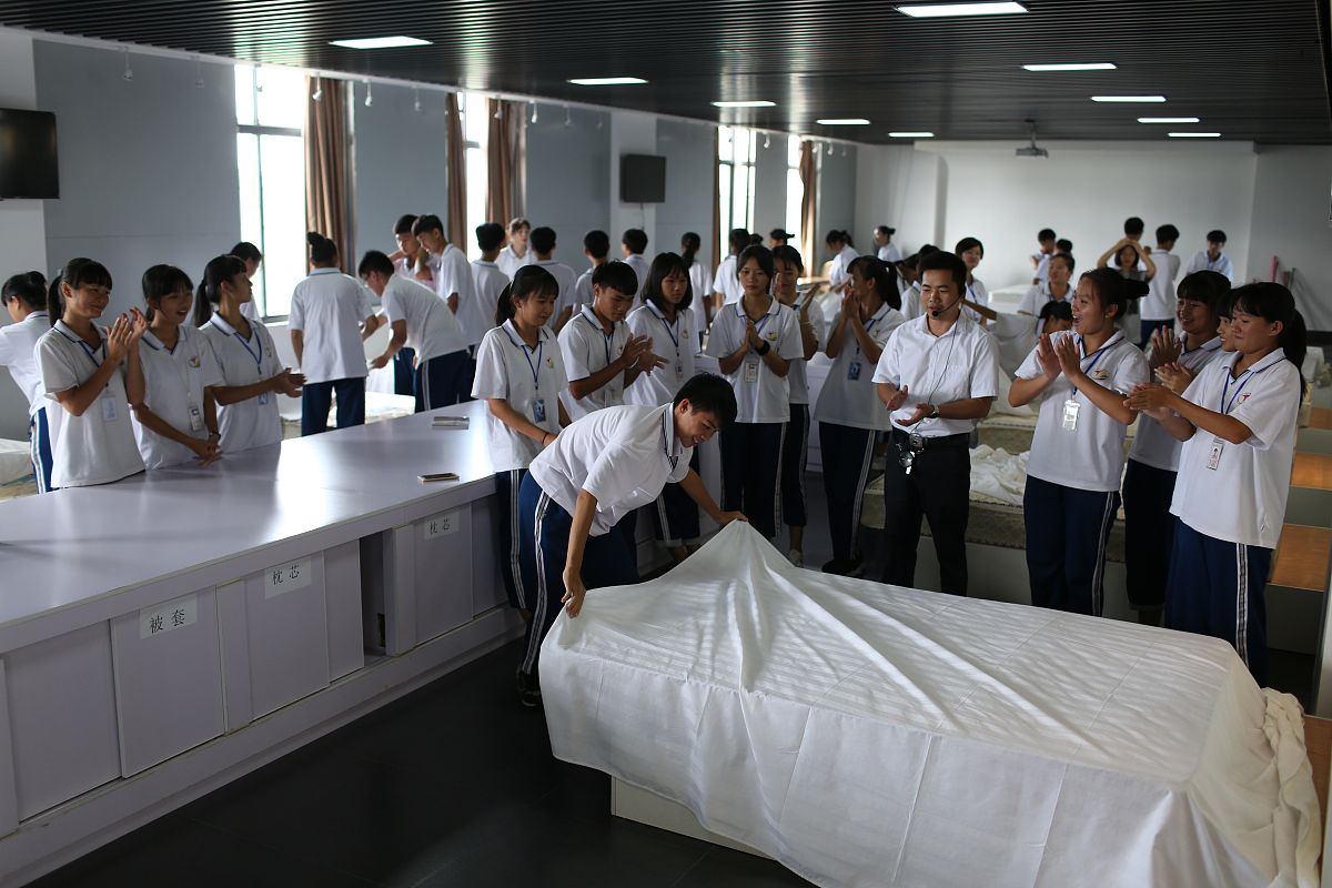 东风汽车公司高级技工学校具体地址在哪 怎么样