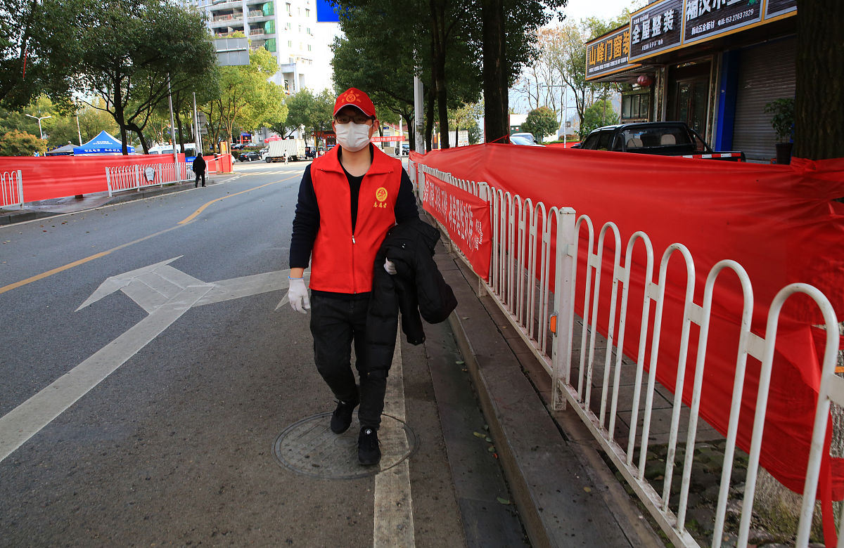 红色物业现状调查与思考：重庆市社区案例