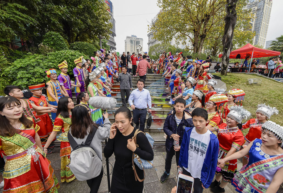 广西农历三月三新闻稿标题
