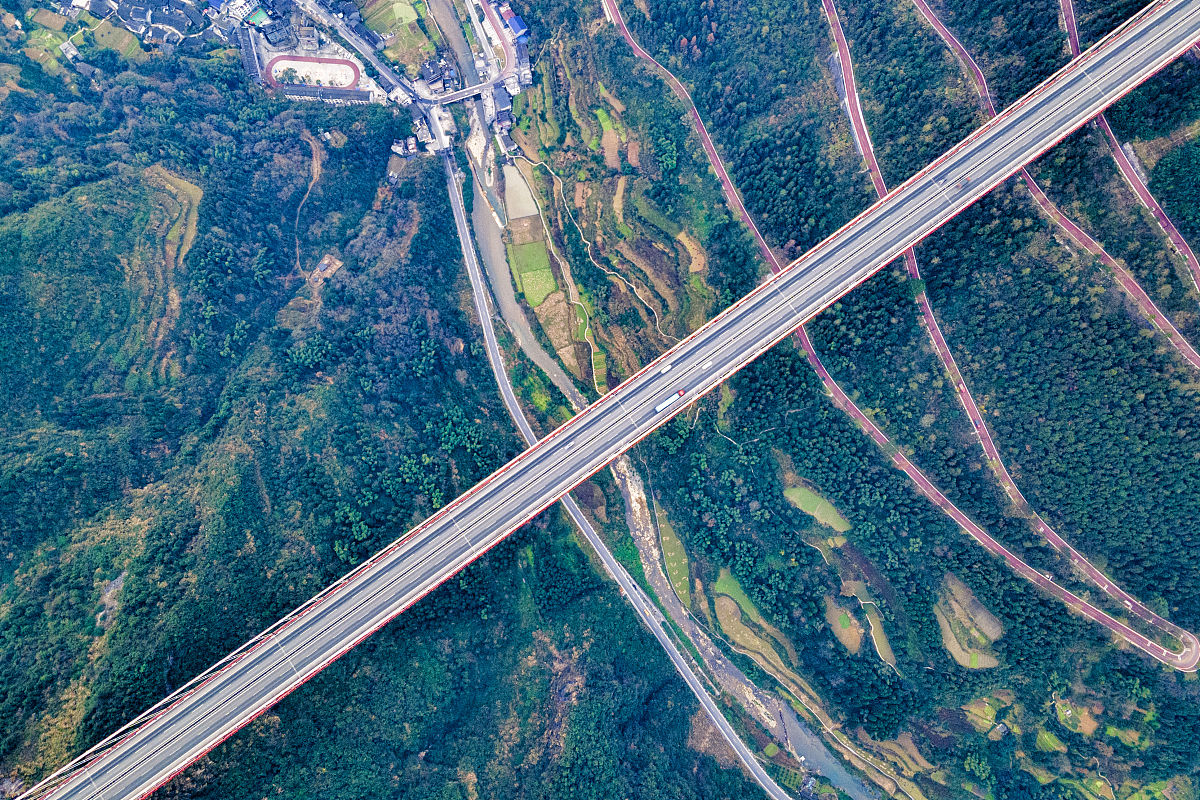 恩施市技工学校道路桥梁工程技术专业好就业吗？